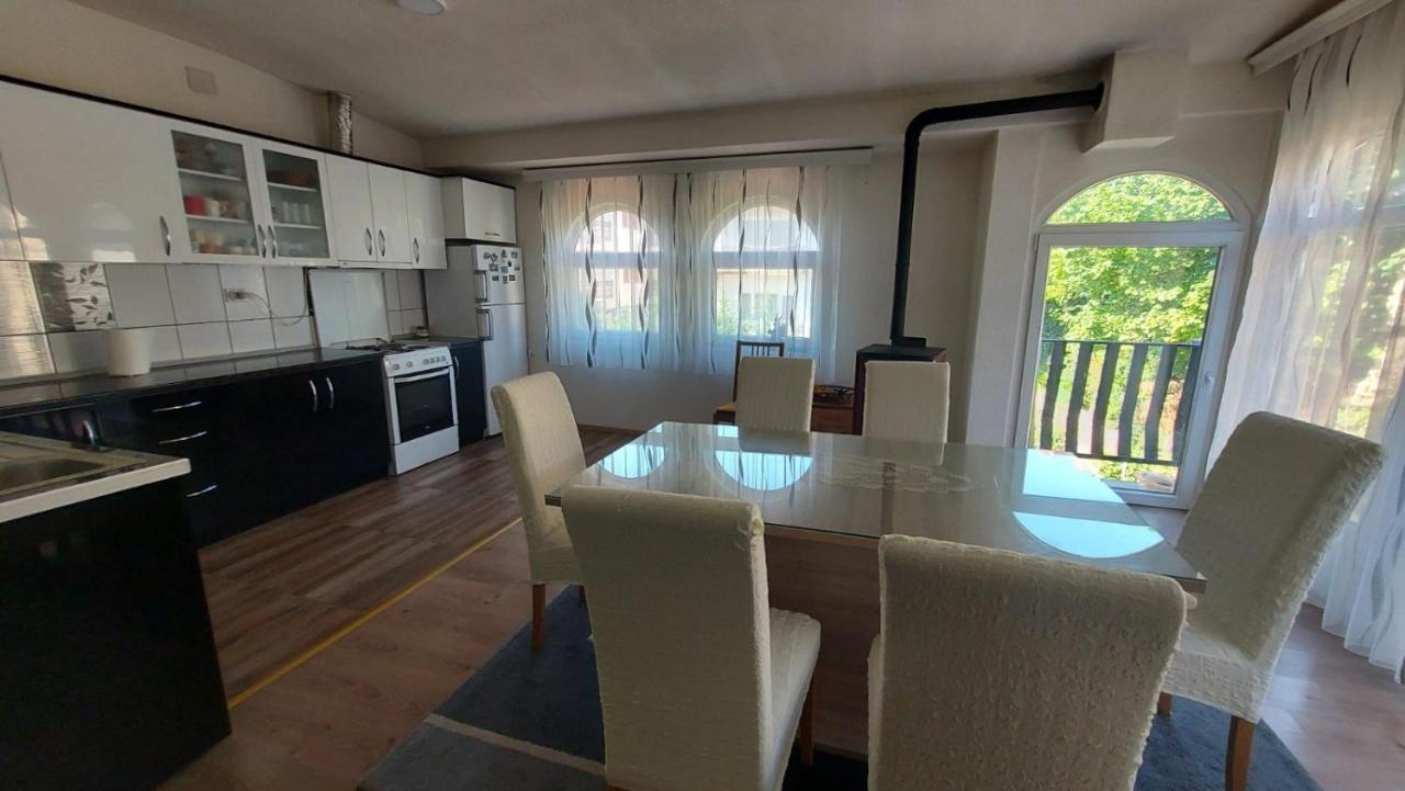 Petroski Apartments Охрид Экстерьер фото