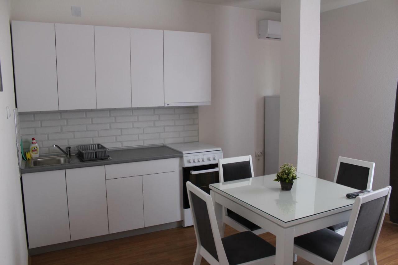 Petroski Apartments Охрид Экстерьер фото