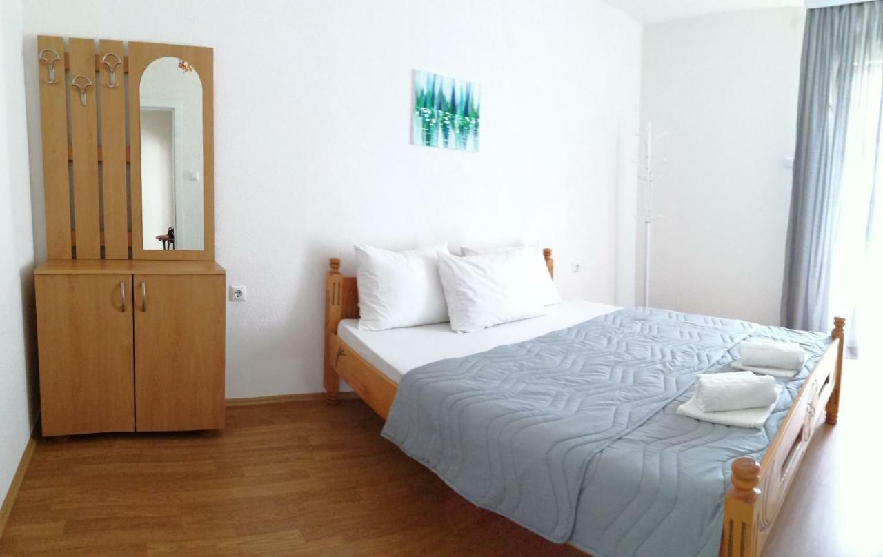 Petroski Apartments Охрид Экстерьер фото